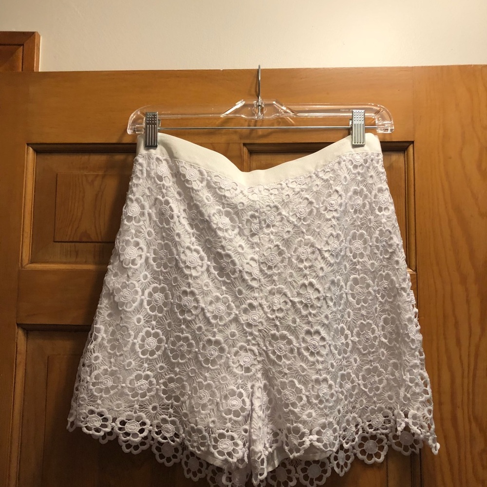White Lace BB Dakota Shorts tags on